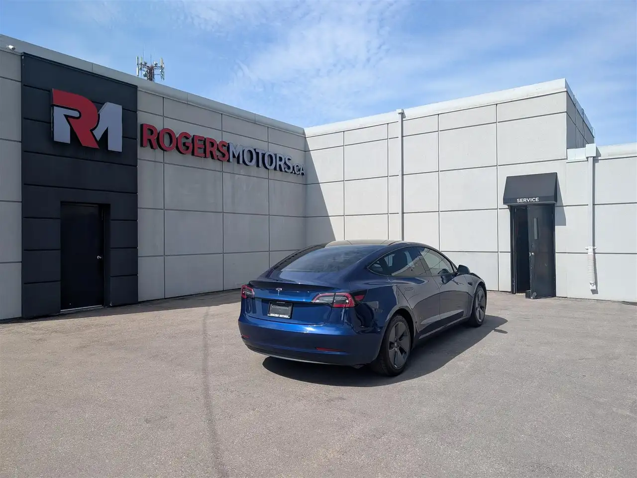 Tesla Model 3 photo Tesla Model 3