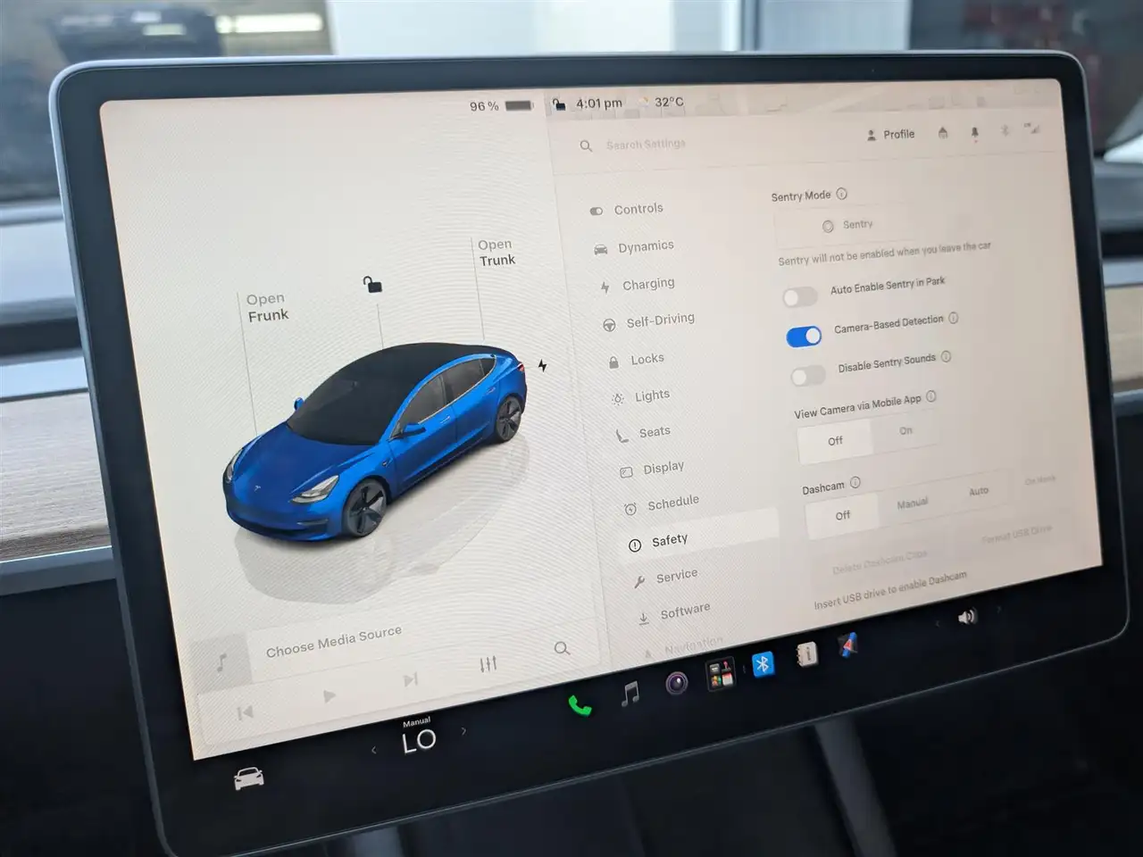 Tesla Model 3 photo Tesla Model 3