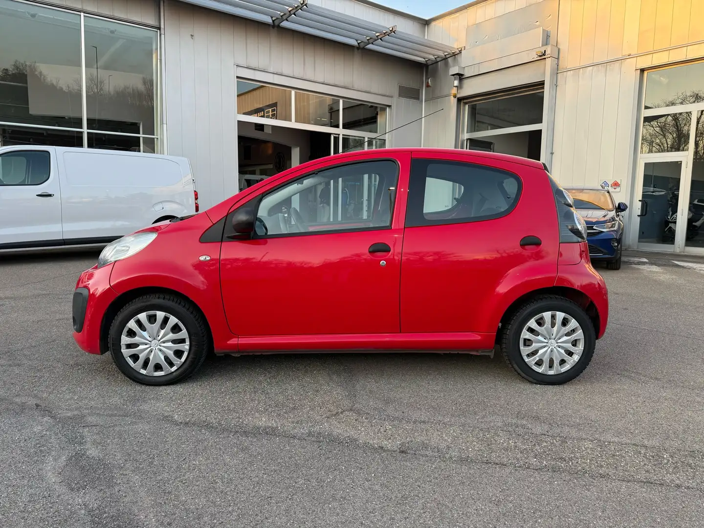Citroen C1 C1 5p 1.0 Attraction Rosso - 2