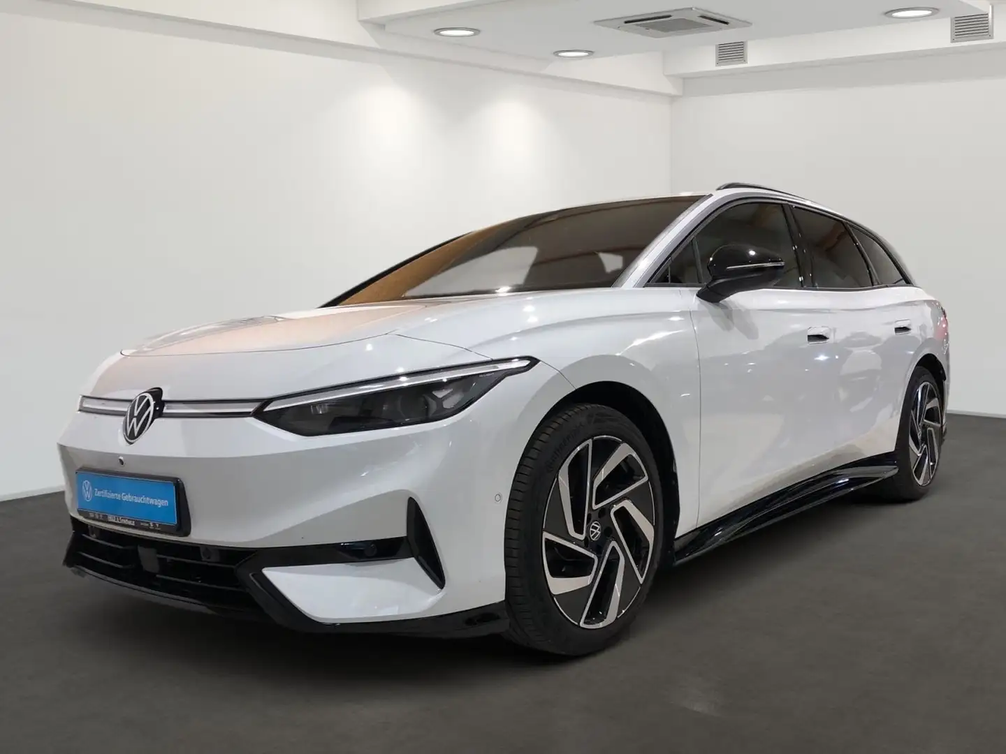 Volkswagen ID.7 Tourer Pro 77 kWh AHK MATRIX HUD 360°KAM Weiß - 2