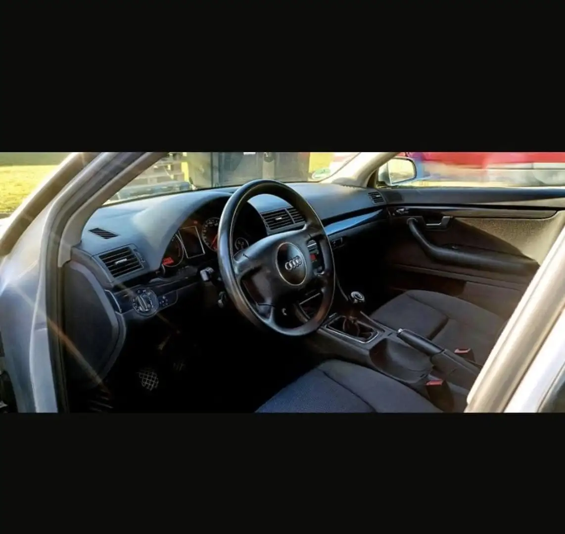 Audi A4 1.6 - 2