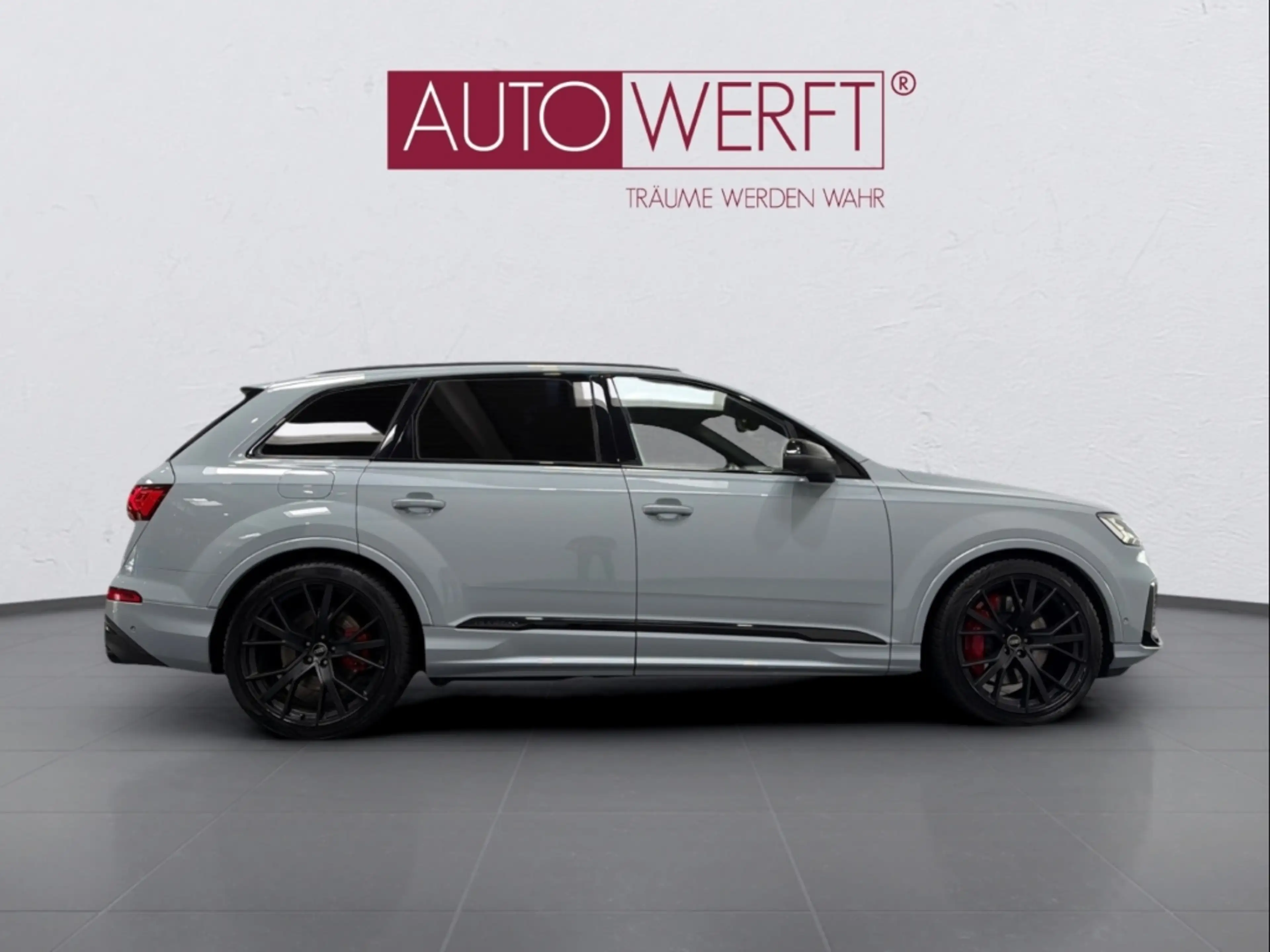 Audi SQ7 4.0 TFSI QU BLACK FAHRWERKSPAKET MATRIX PANO AHK 3 — photo 6