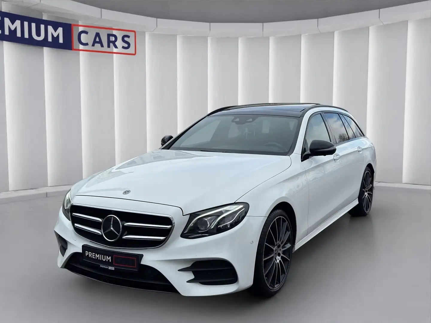 Mercedes-Benz E 400 E400d AMG-Line 4Matic T *Garantie*Finanzierung* Blanc - 1
