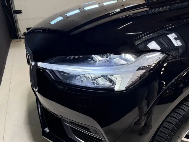 Volvo XC60 view 28