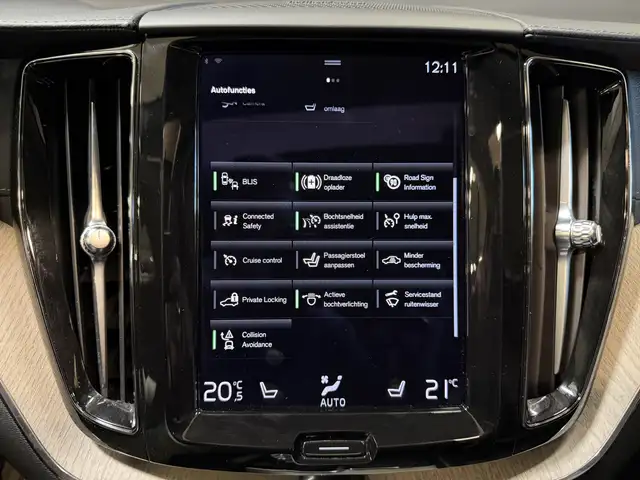 Volvo XC60 view 21