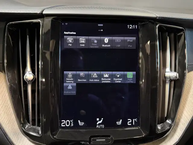 Volvo XC60 view 19