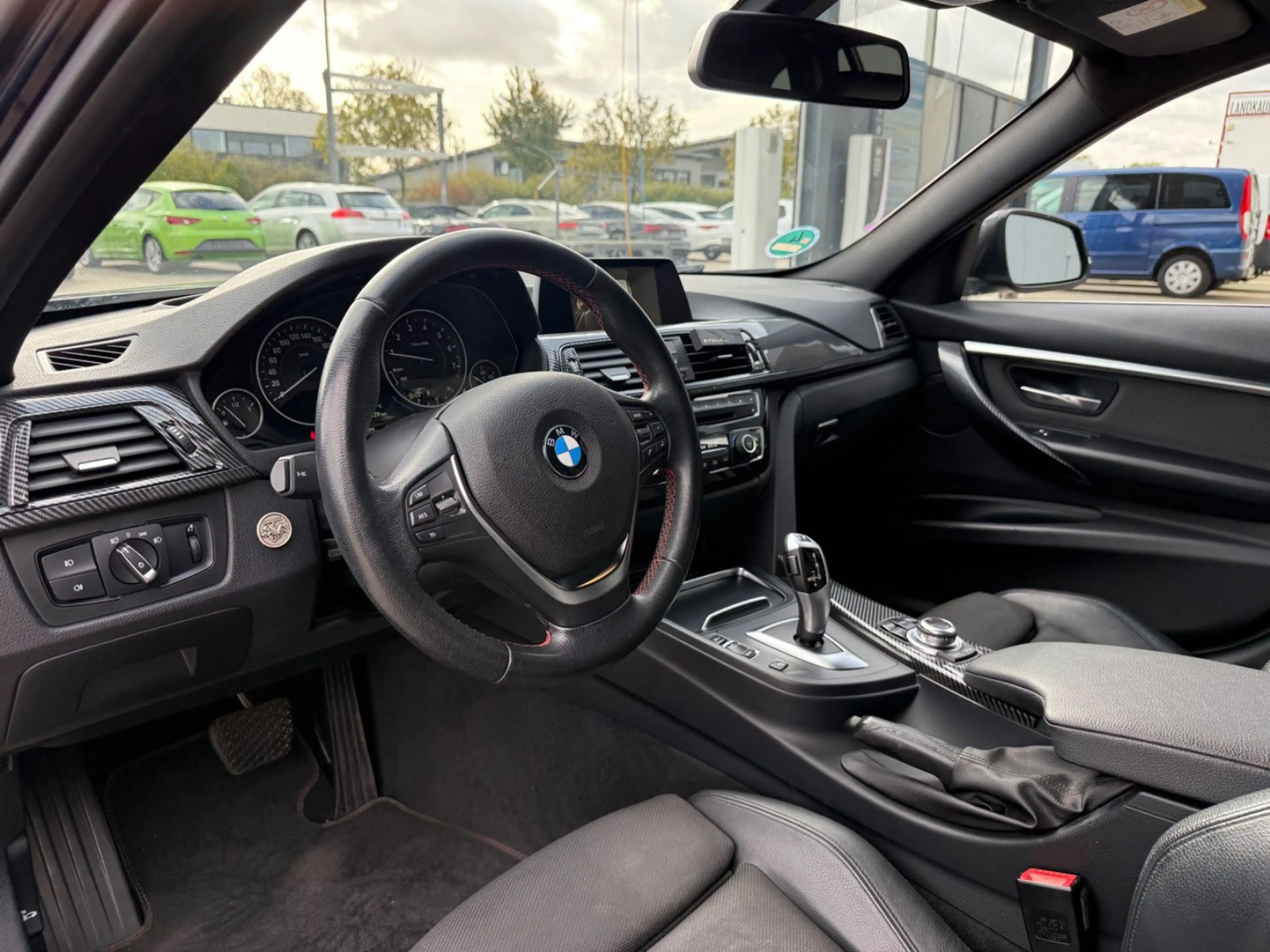 BMW 318 i Touring Sport Line*LED*HuD*Automatik* — photo 7