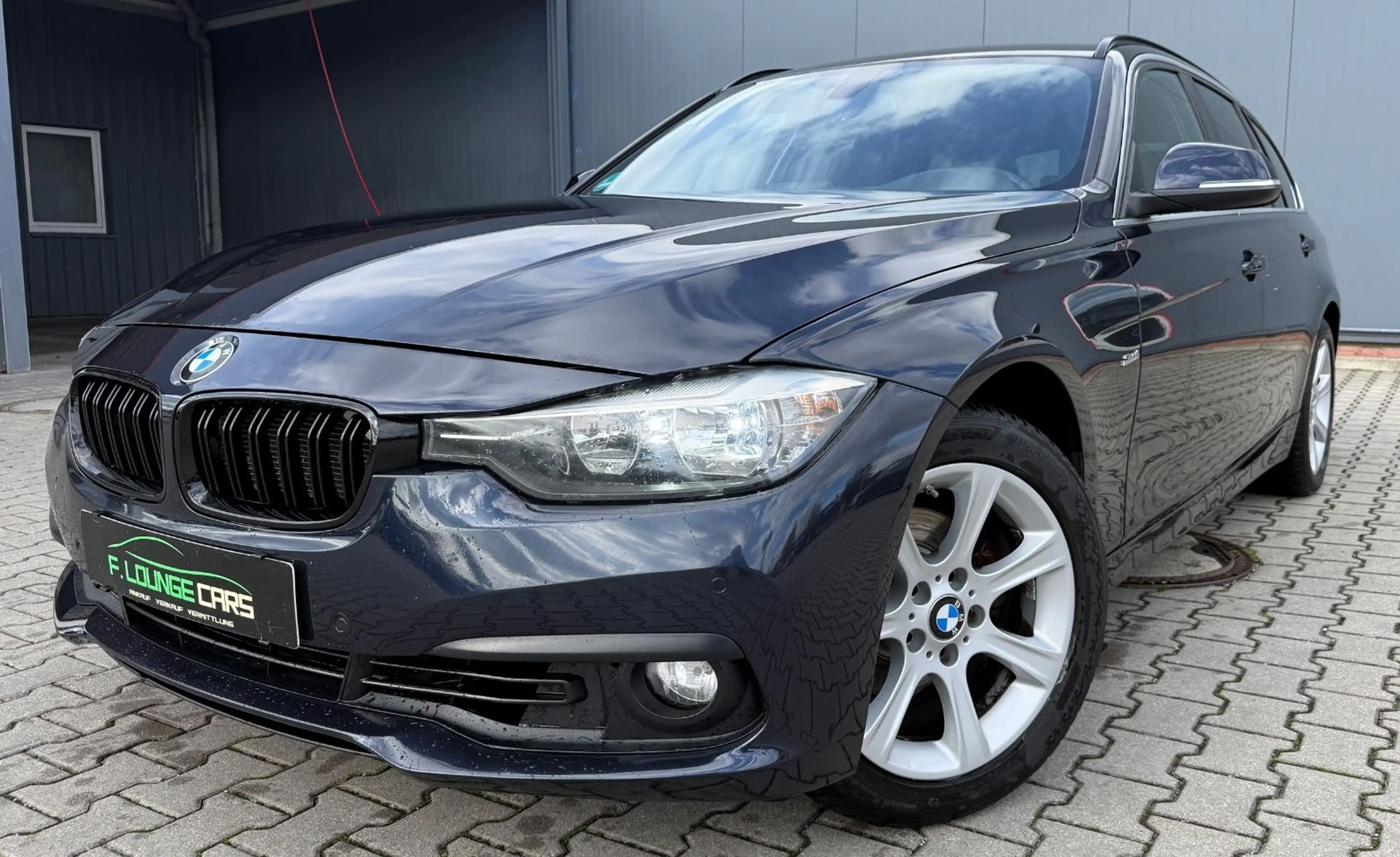 BMW 318 i Touring Sport Line*LED*HuD*Automatik*