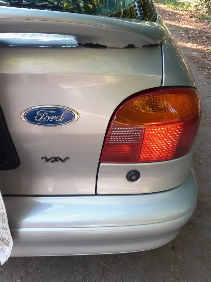 Ford Mondeo GLX, foto 4