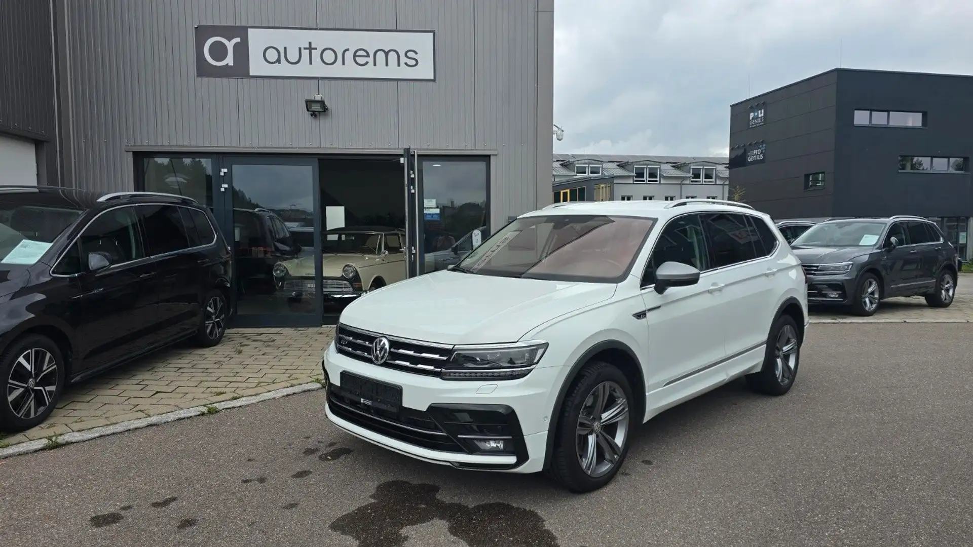 Volkswagen Tiguan Allspace Highline*R-LINE*4MOTION*ASSIST* Weiß - 1