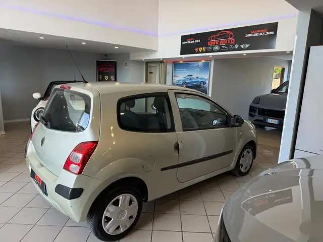 Renault Twingo view 13
