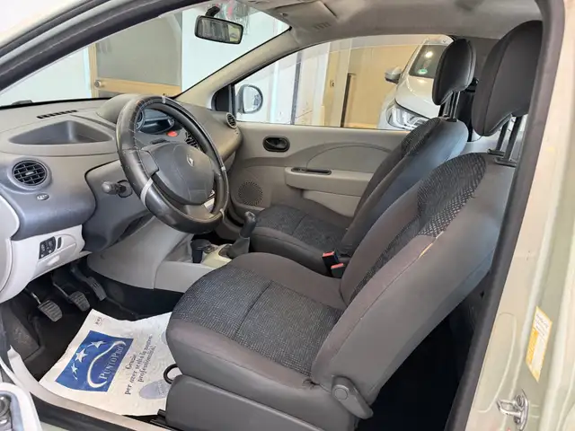 Renault Twingo view 7