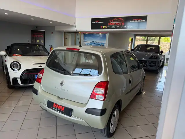 Renault Twingo view 14