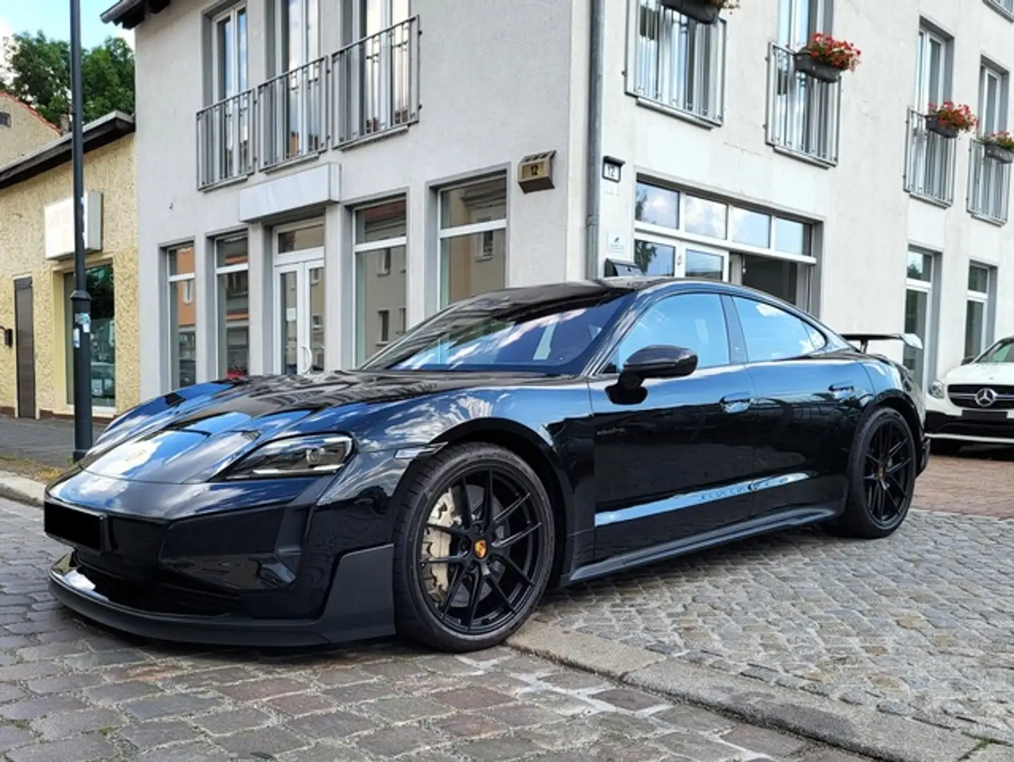 Porsche Taycan Turbo GT Weissach 1033 PS KERAMIK CARBON Schwarz - 1