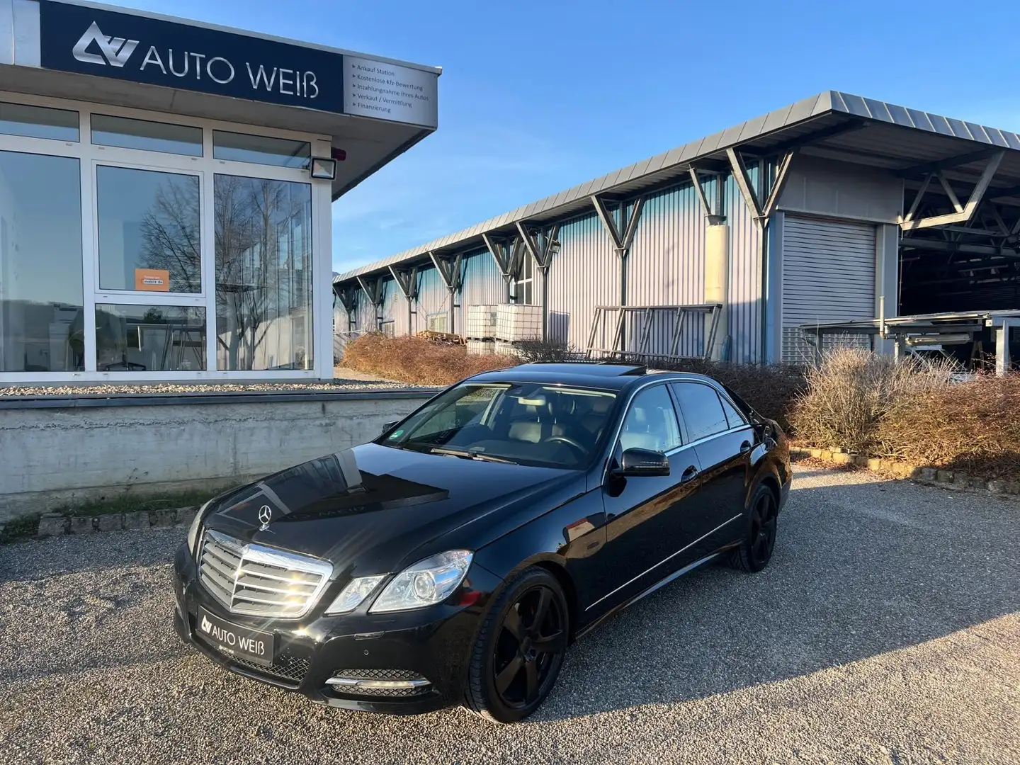 Mercedes-Benz E 300 E -Klasse Lim. E 300 CDI/AVANTGA/GSD/TW/SPURHALT Noir - 1