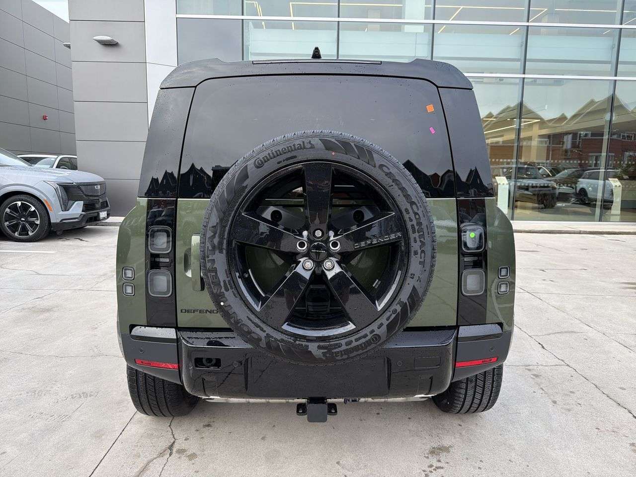 2026 Land Rover Defender 110 P300 S — снимка 1