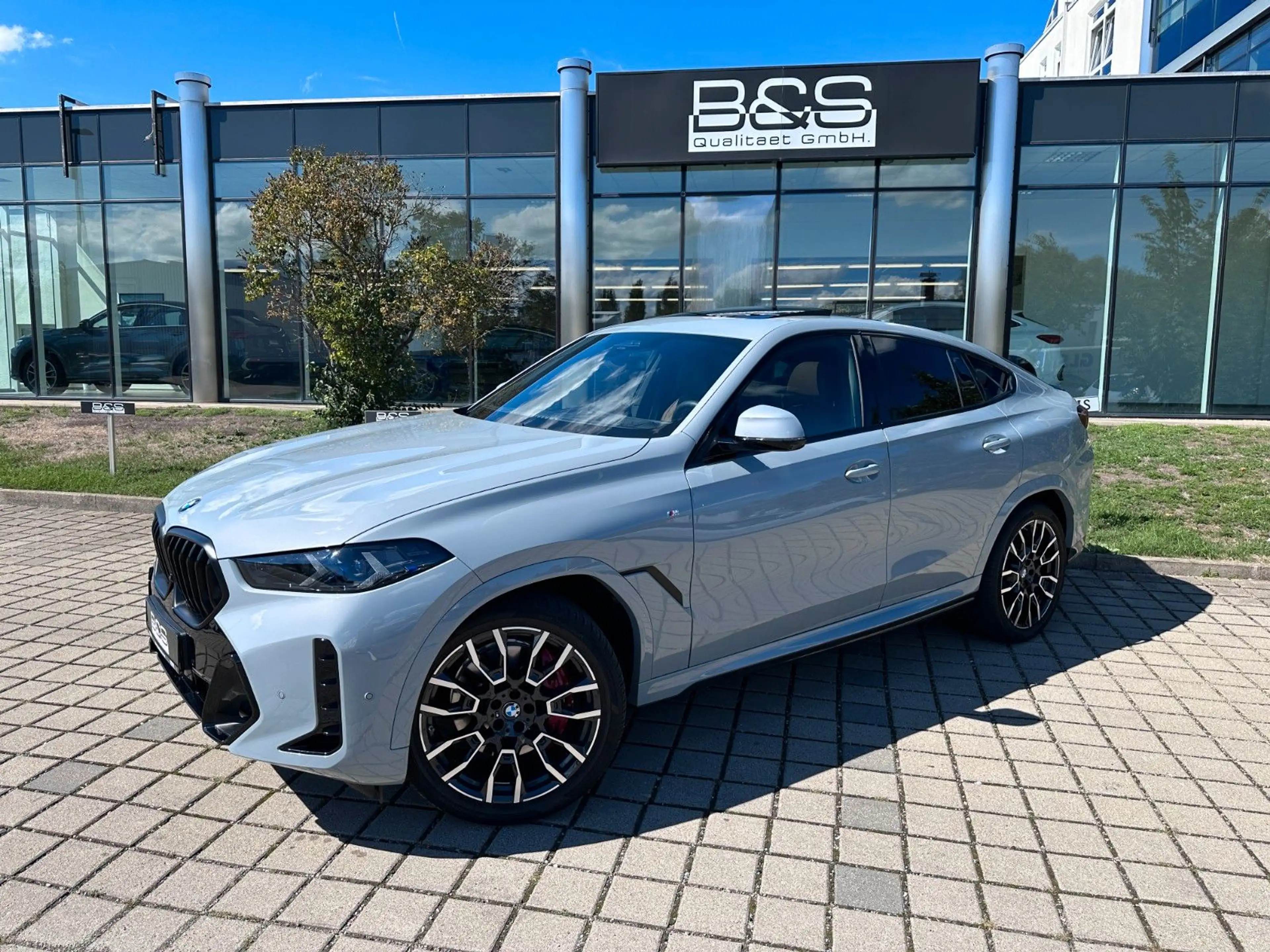 BMW X6 40 d xDrive M Sport |UNFALLFR|MWST AUSW|B&W| — photo 4
