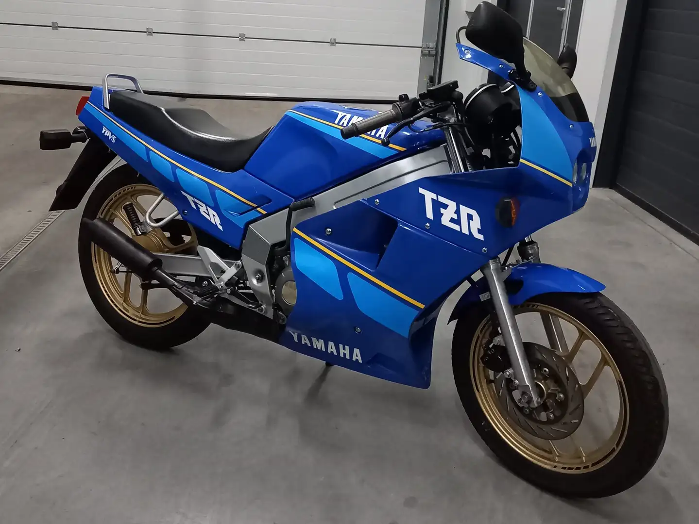 Yamaha TZR 125 Blau - 2