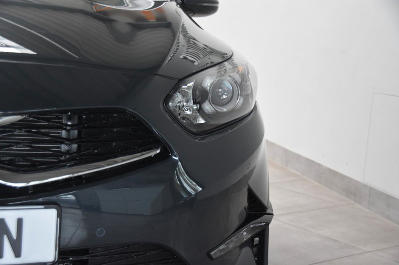 Kia Ceed SW / cee'd SW Ceed SW Ultimate Edition DCT Navi Kamera SCC — photo 11
