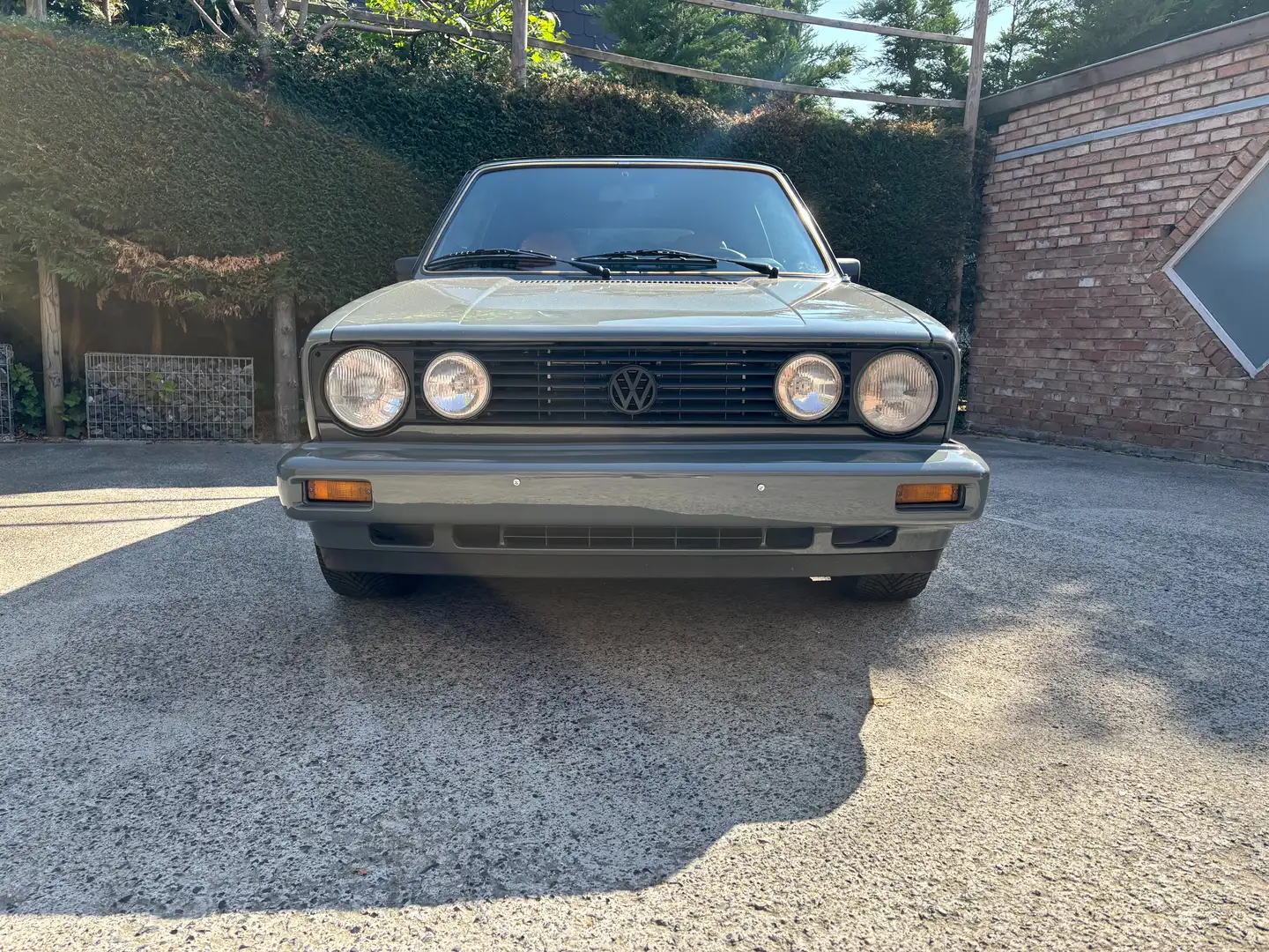 Volkswagen Golf Cabriolet Quartet Gris - 2