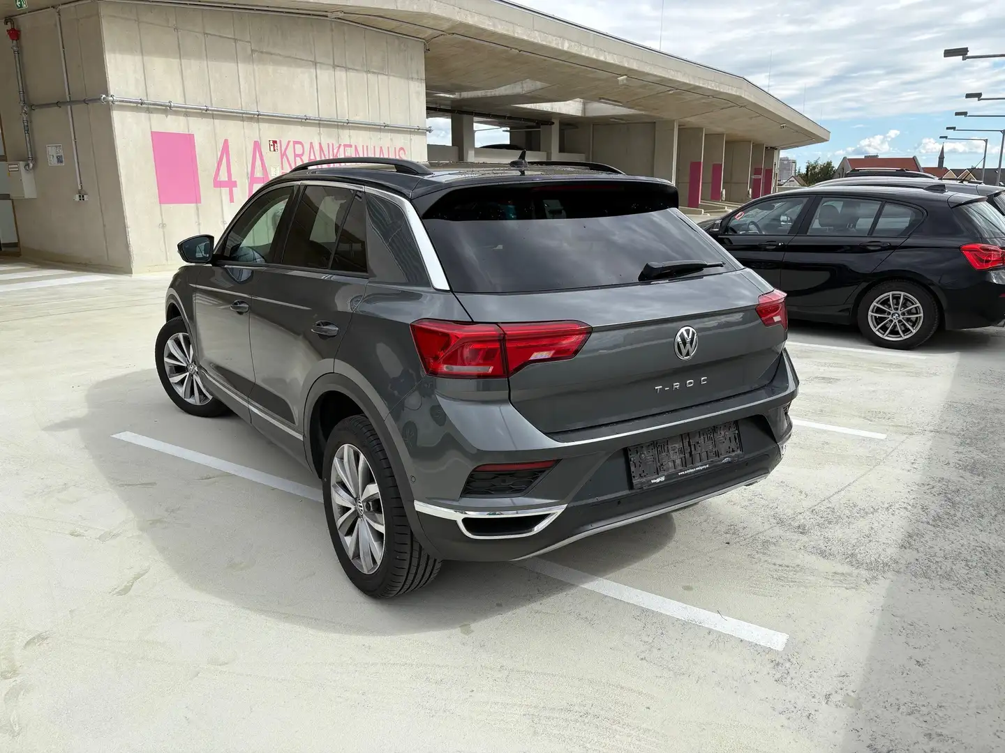 Volkswagen T-Roc T-Roc 1,0 TSI Design Design Grau - 2