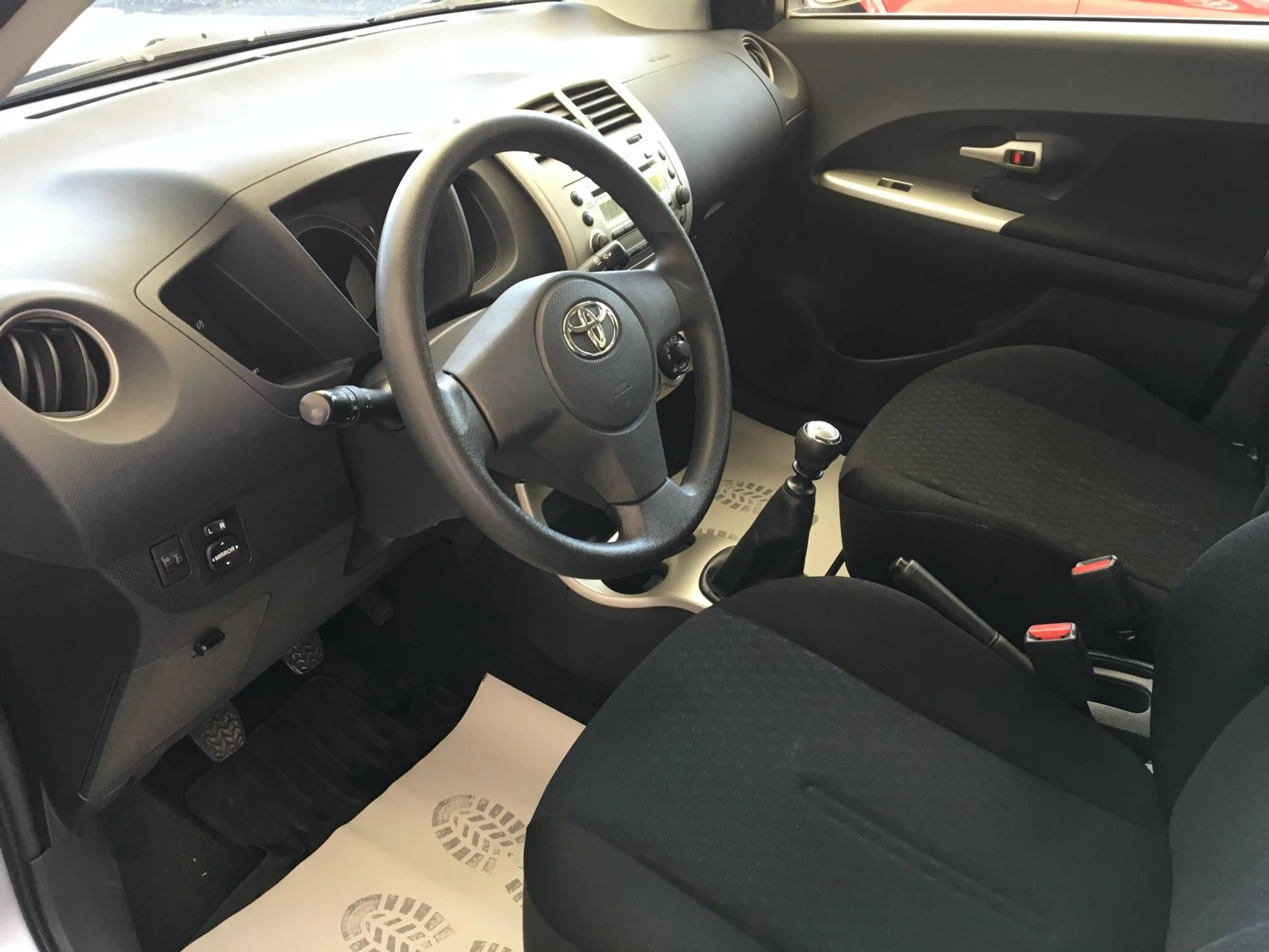 Toyota Urban Cruiser Urban 1.3 Cruiser 1.Hand/70 TKM/Klima/Allwetter — photo 12