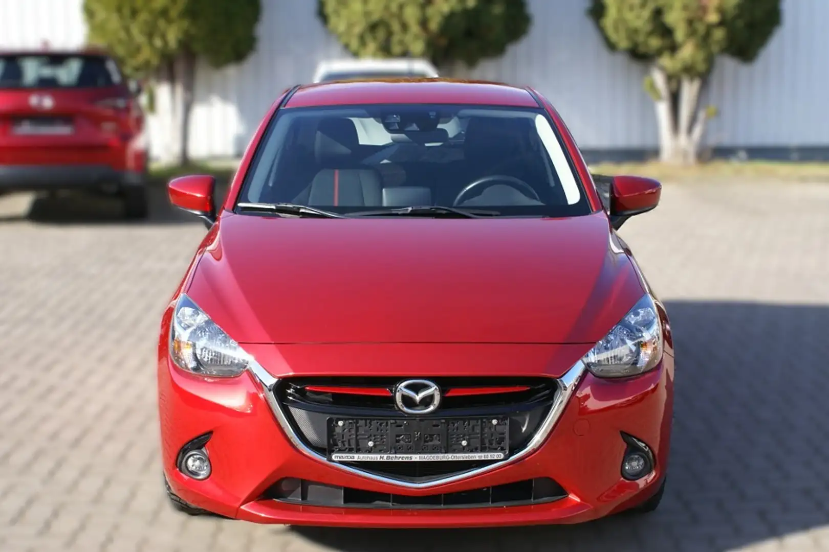 Mazda 2 SKYACTIV-G 90 66 kW (90 PS) Rood - 2
