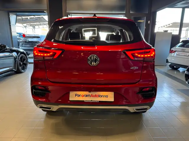 MG ZS view 7