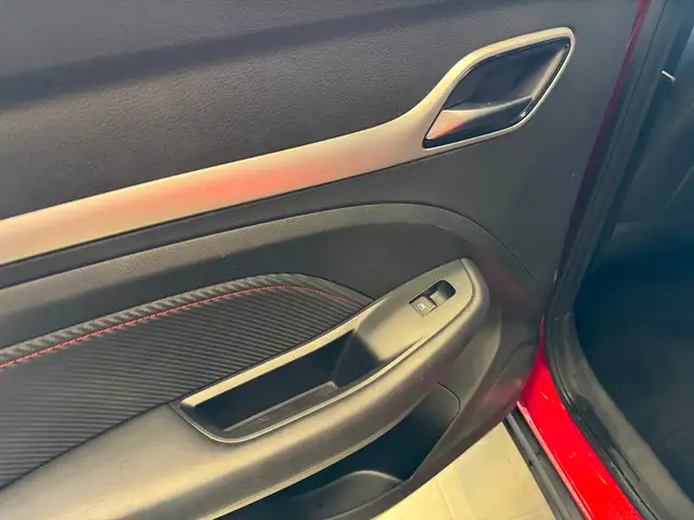MG ZS view 14