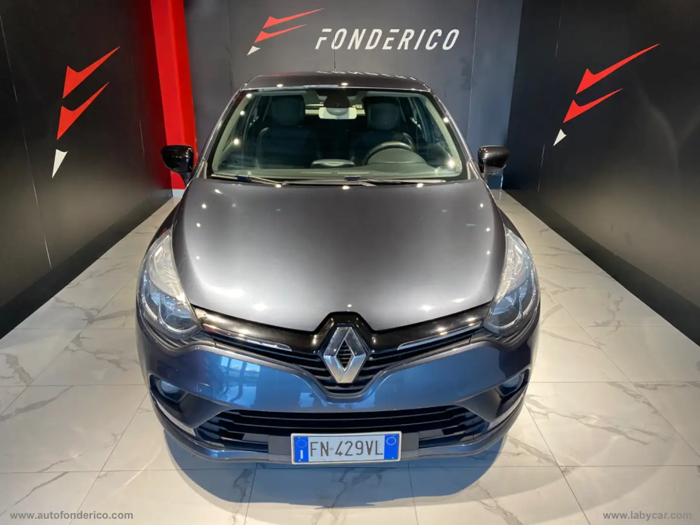 Renault Clio dCi 8V 90 CV S&S 5p. Energy Duel Gris - 1