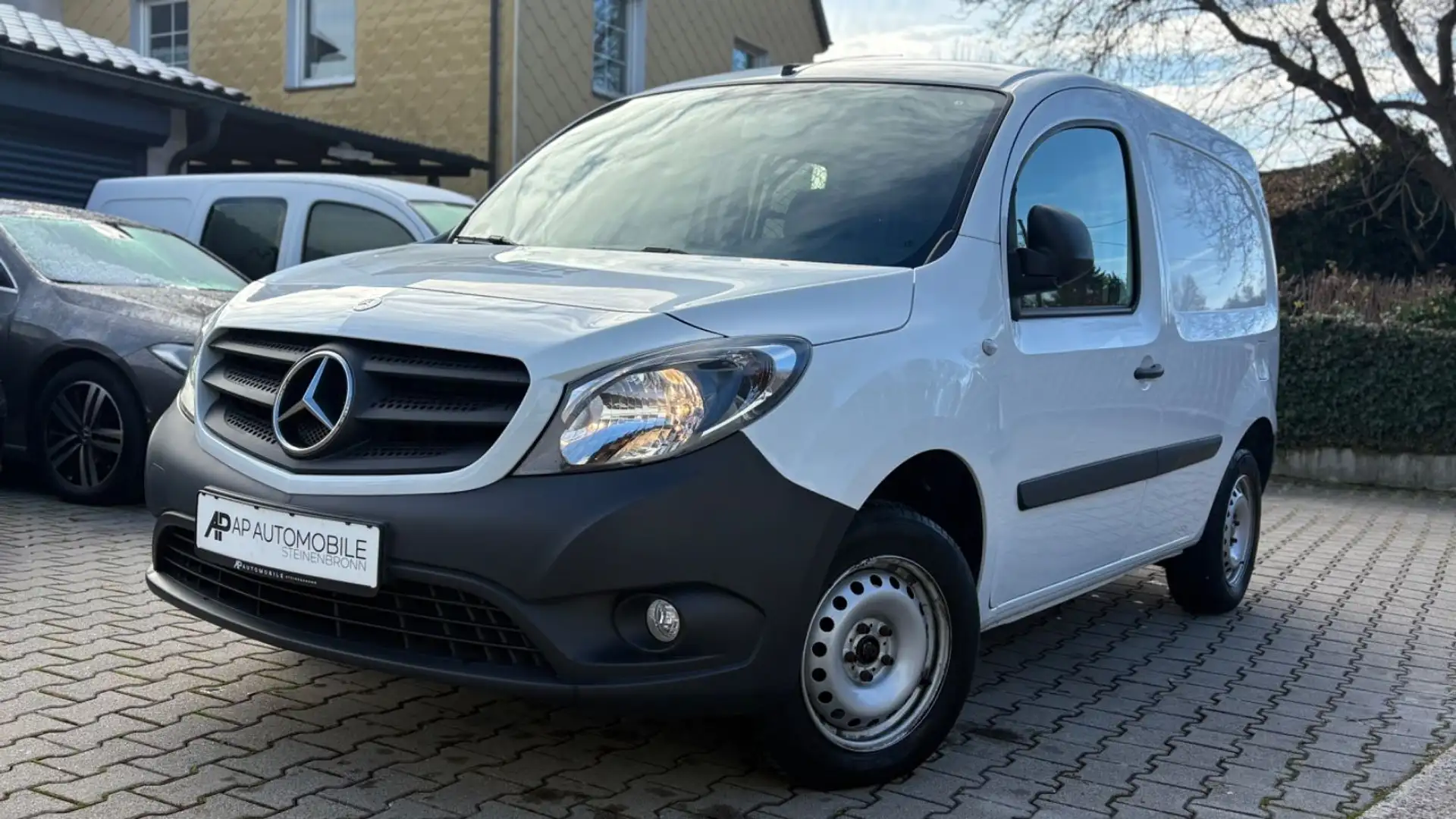 Mercedes-Benz Citan Kasten 109 CDI lang 1.Hand/Klima/PDC Weiß - 1