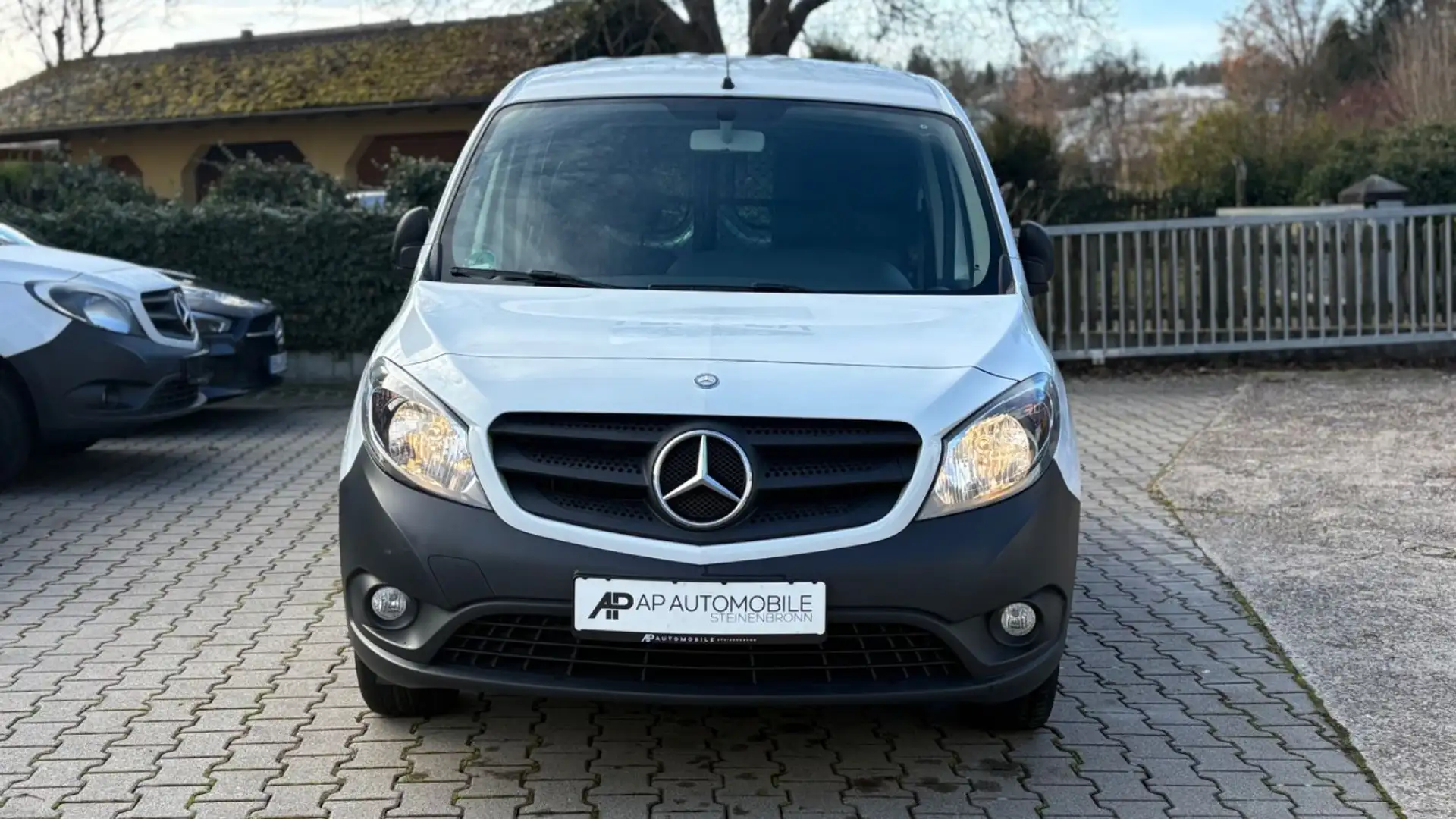 Mercedes-Benz Citan Kasten 109 CDI lang 1.Hand/Klima/PDC Weiß - 2