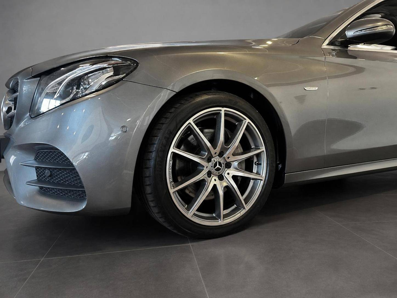 Mercedes-Benz E 200 AMG LINE . //Burmester//Widescreen// — photo 5