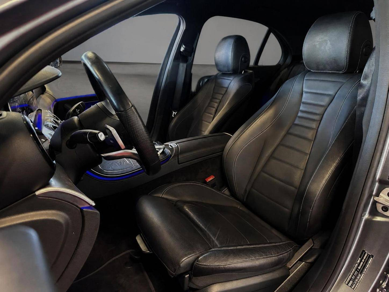 Mercedes-Benz E 200 AMG LINE . //Burmester//Widescreen// — photo 11