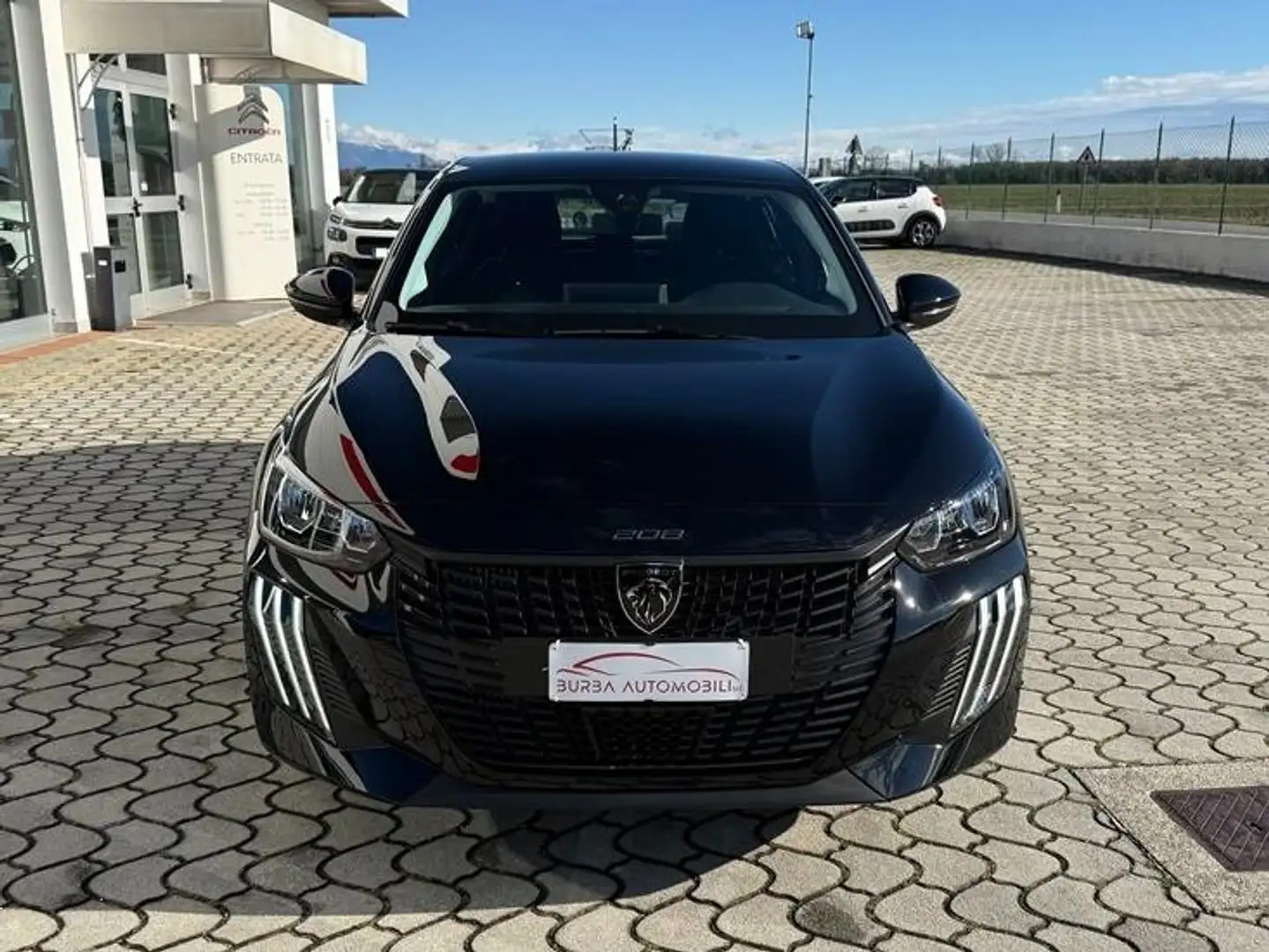 Peugeot 208 1.2 HYBRID 100 e-DCS6 Style Nero - 2