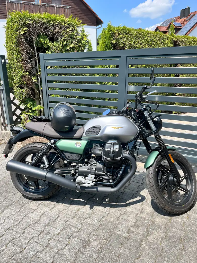 Moto Guzzi V 7 Centenario Argent - 1