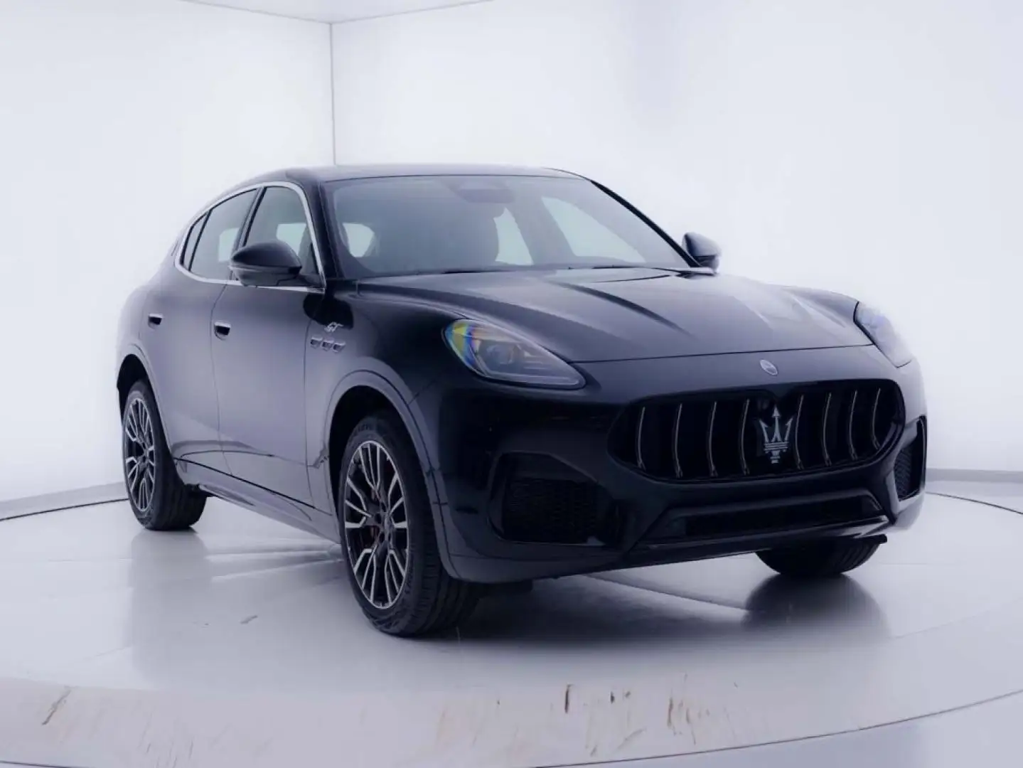 Maserati Grecale GT L4 MHEV 300CV AWD - 1
