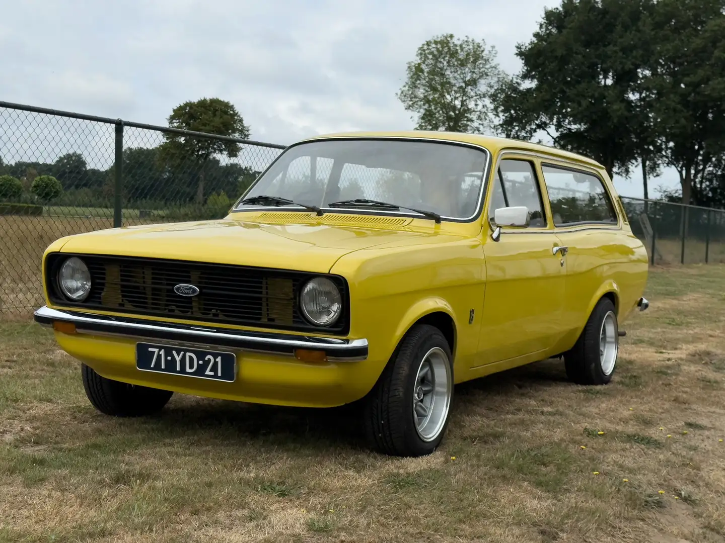 Ford Escort MK2 CADR Geel - 1