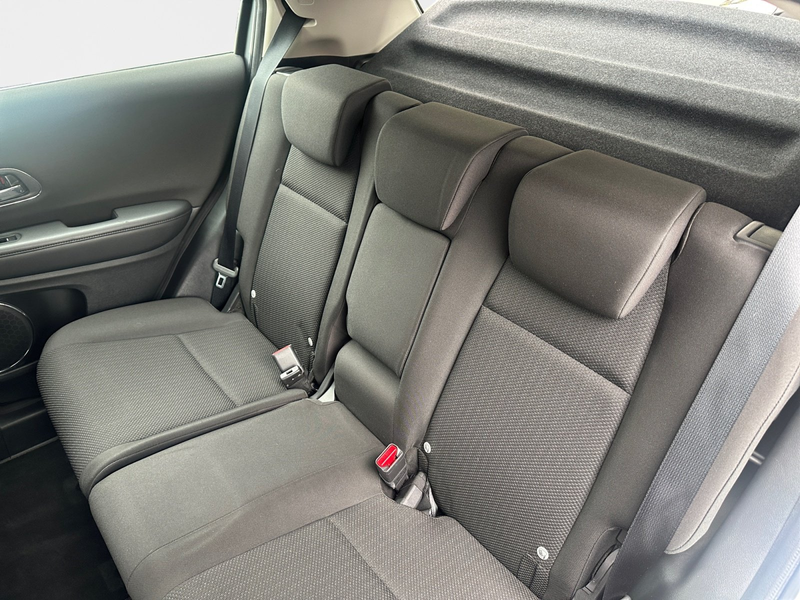 Honda HR-V 1.5 i-VTEC Elegance SHZ+2xKlima+DynLicht+LM — photo 10