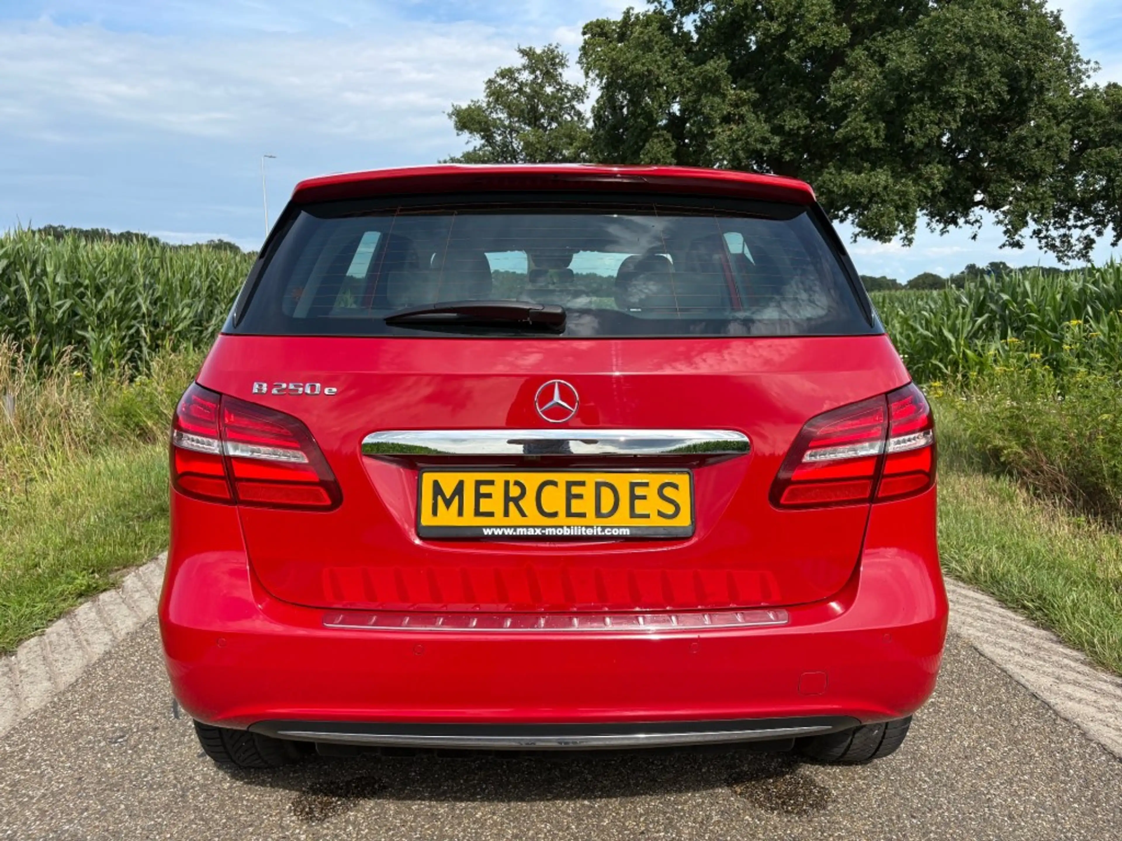Mercedes-Benz B Electric Drive 250 E / AUTOMAAT / VOLL / NIEUWSTAAT — photo 6