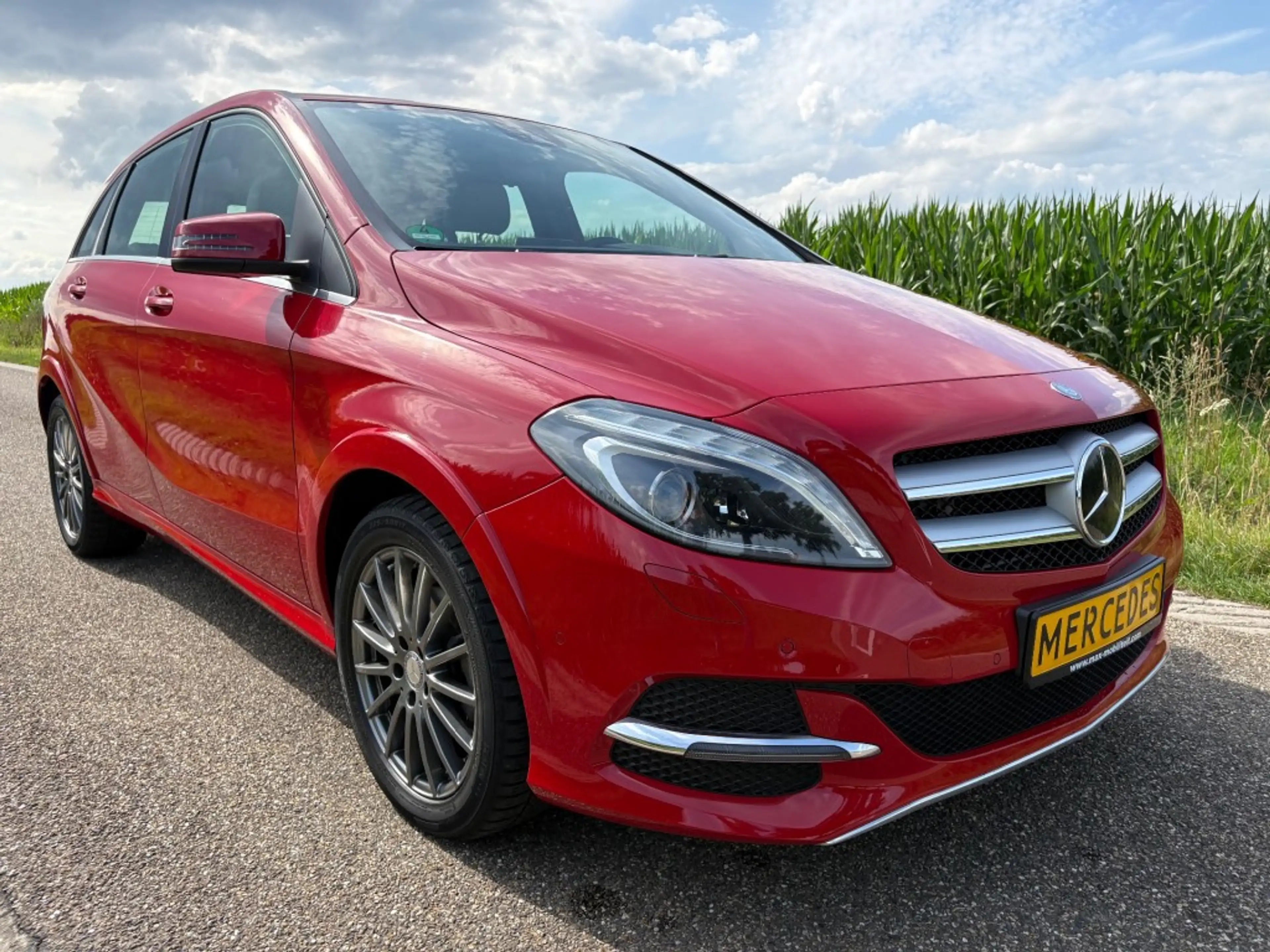 Mercedes-Benz B Electric Drive 250 E / AUTOMAAT / VOLL / NIEUWSTAAT — photo 3