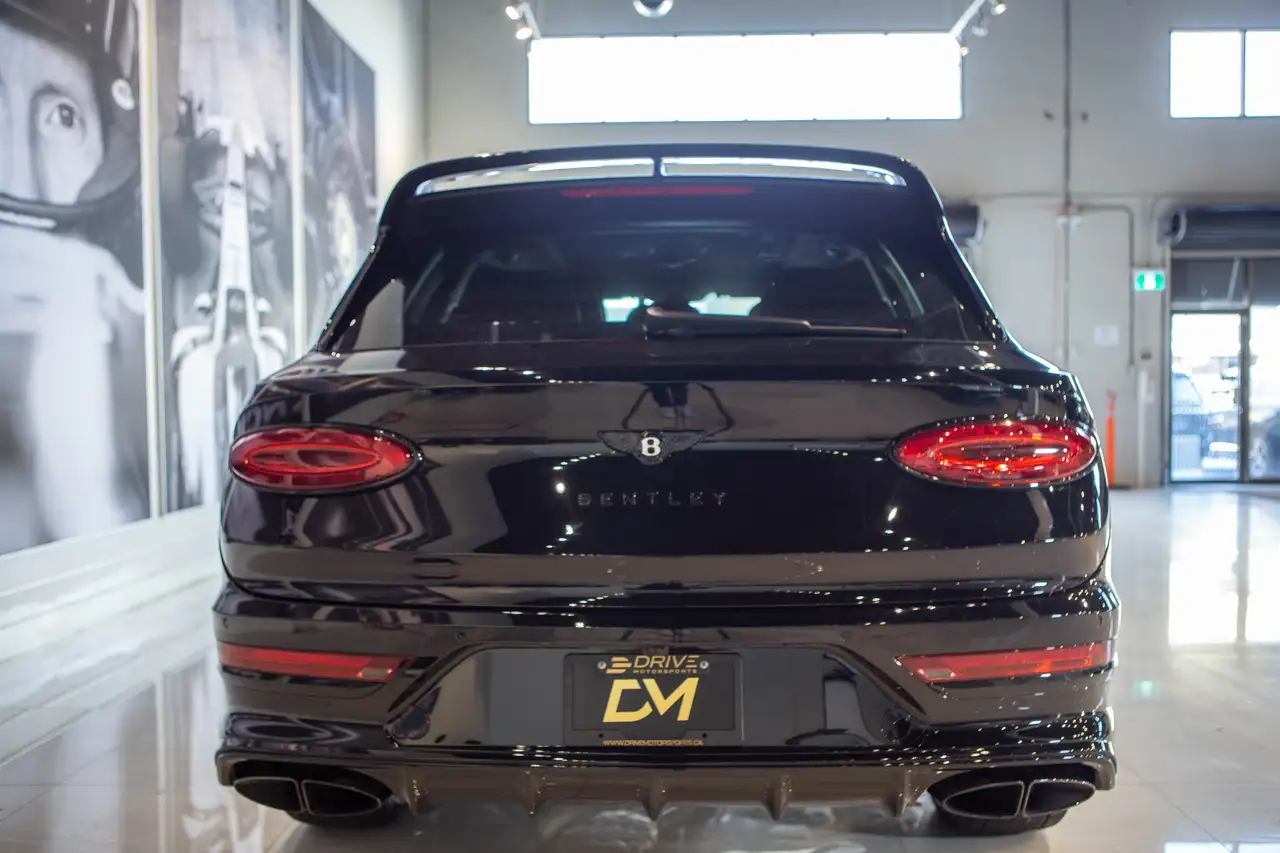 Bentley Bentayga снимка Bentley Bentayga