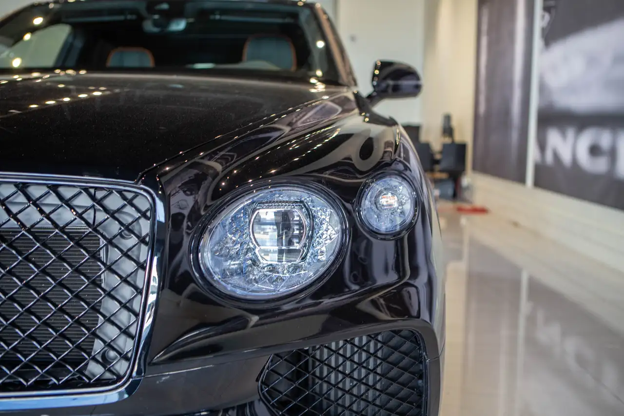 Bentley Bentayga снимка Bentley Bentayga