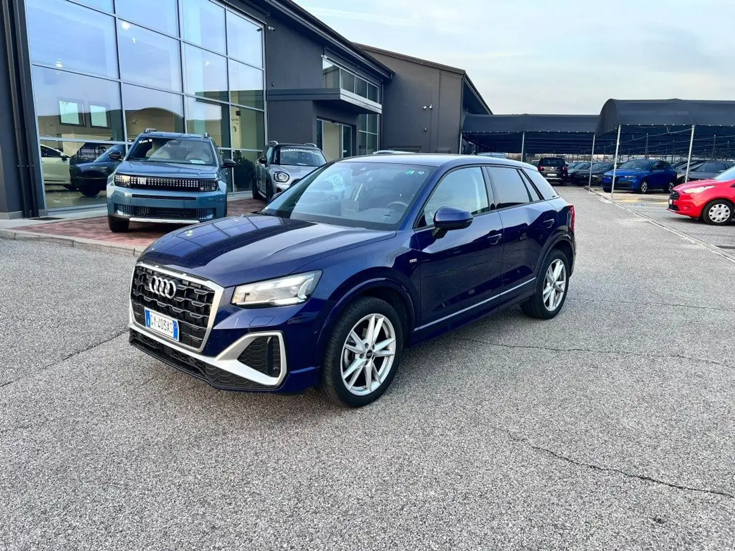 Audi Q2 35 TFSI S tronic S line Bleu - 1