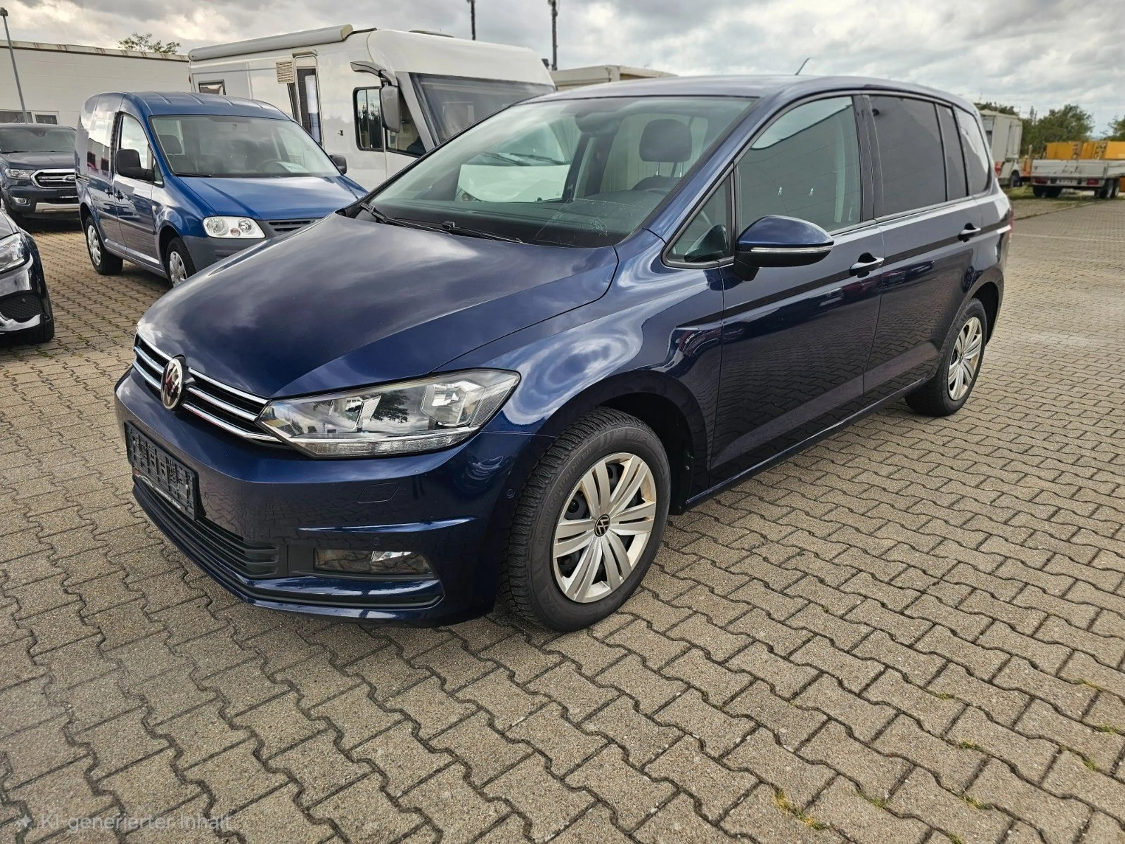 Volkswagen Touran ComfortlineBMT*NAVI*ACC*PANO*MASSAGE*SHZG — photo 2