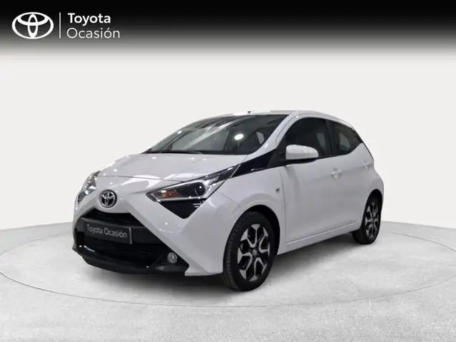 Toyota Aygo 70 x-play