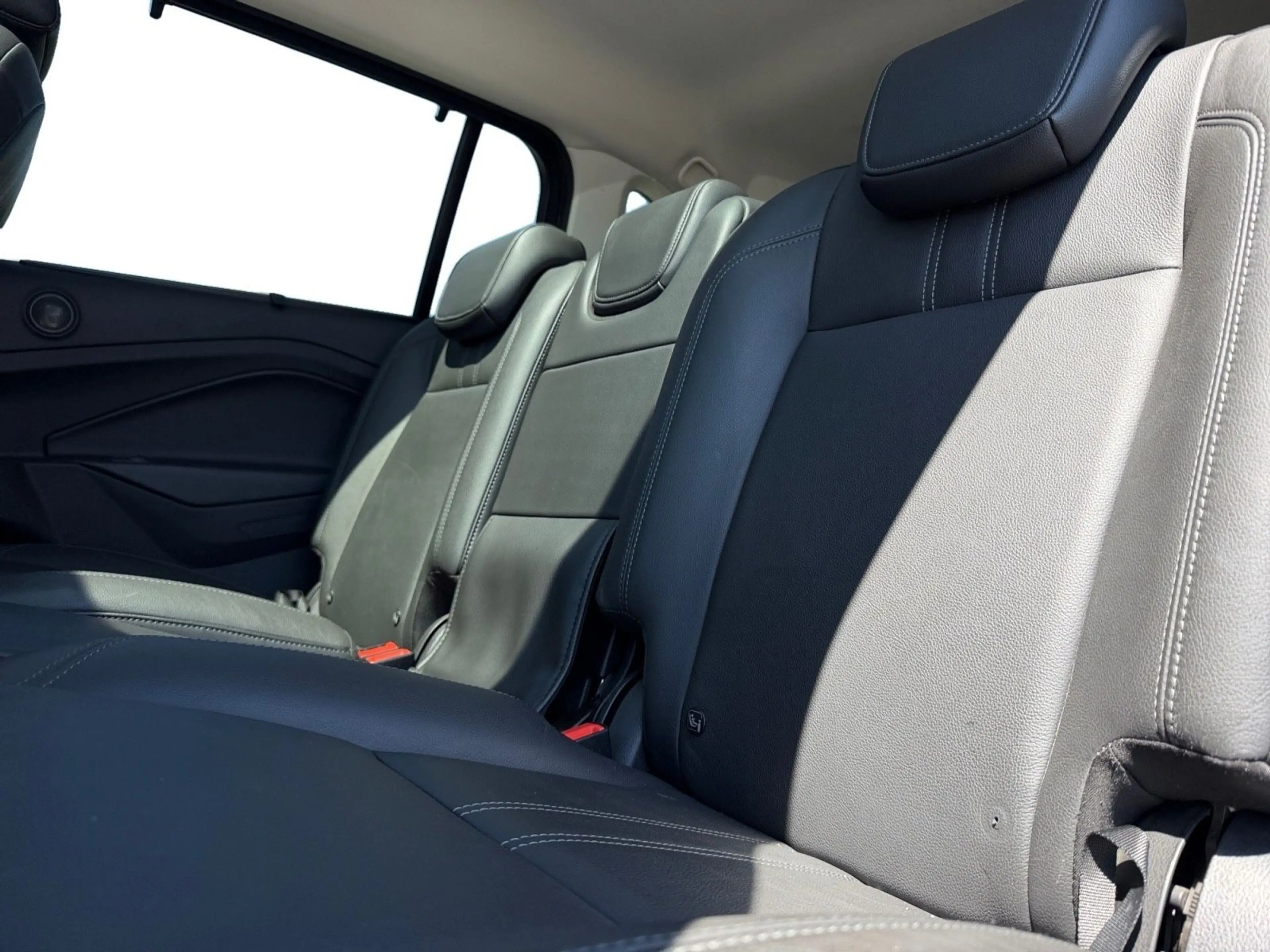 Ford Grand C-Max Grand C-MAX Titanium *NAVI*RFK*PANO* — photo 11