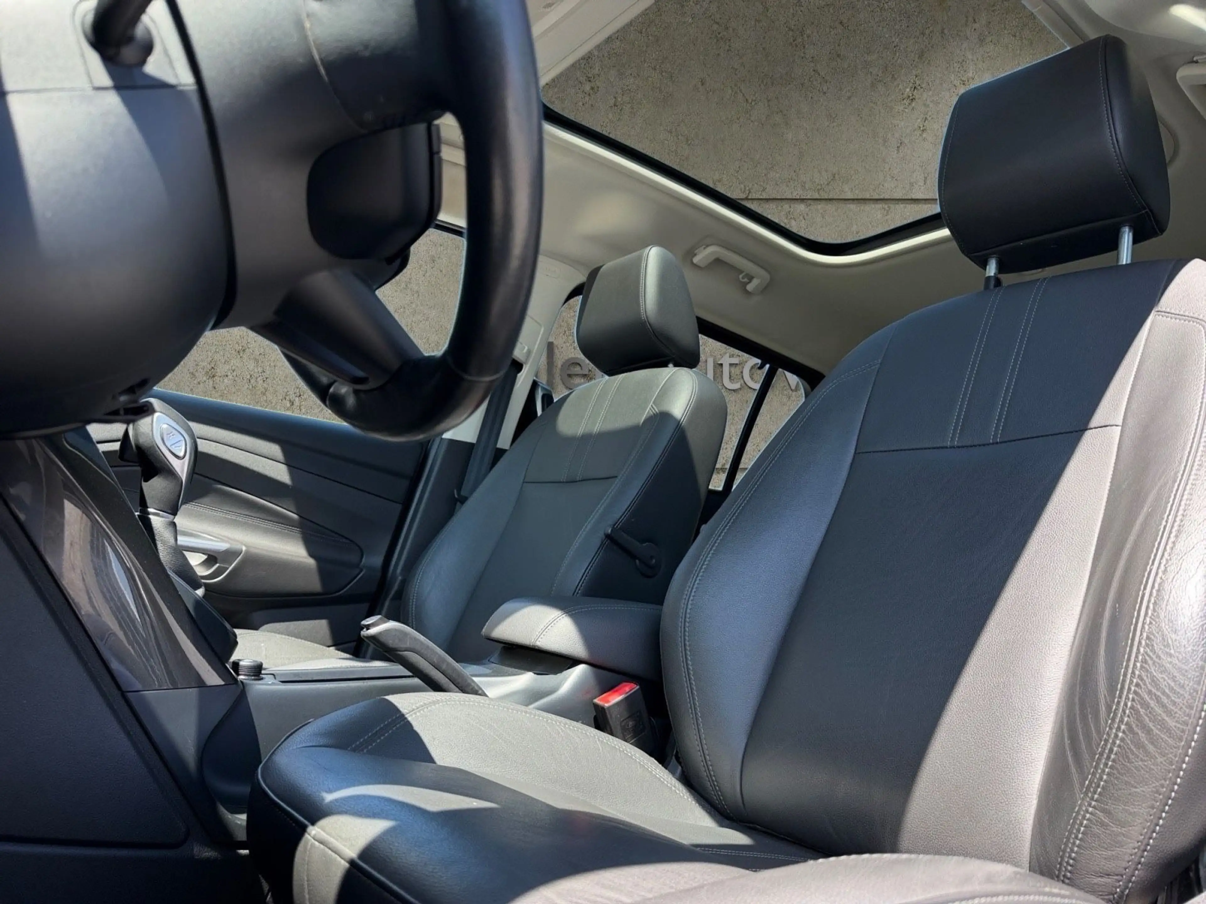 Ford Grand C-Max Grand C-MAX Titanium *NAVI*RFK*PANO* — photo 9