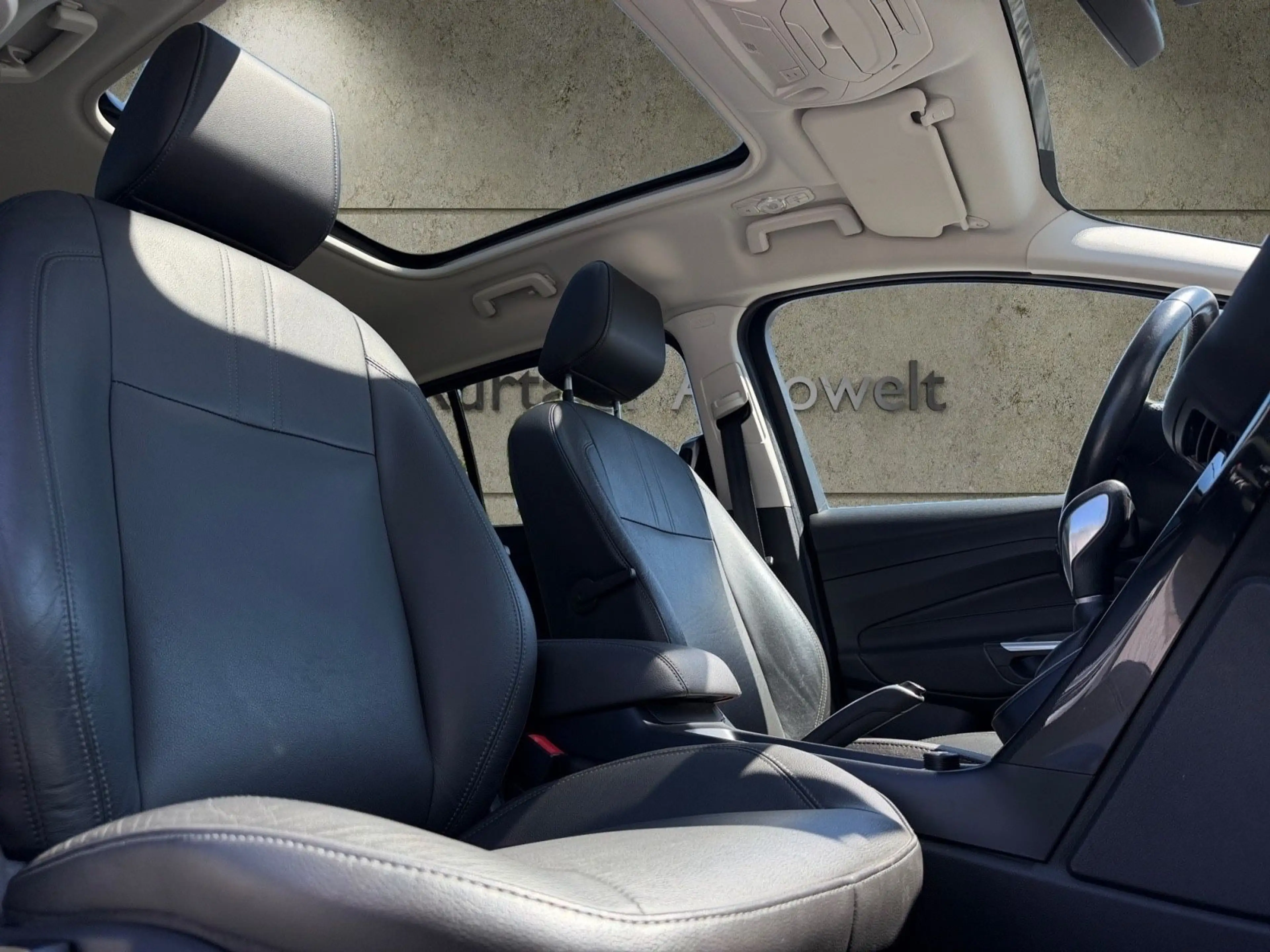 Ford Grand C-Max Grand C-MAX Titanium *NAVI*RFK*PANO* — photo 15