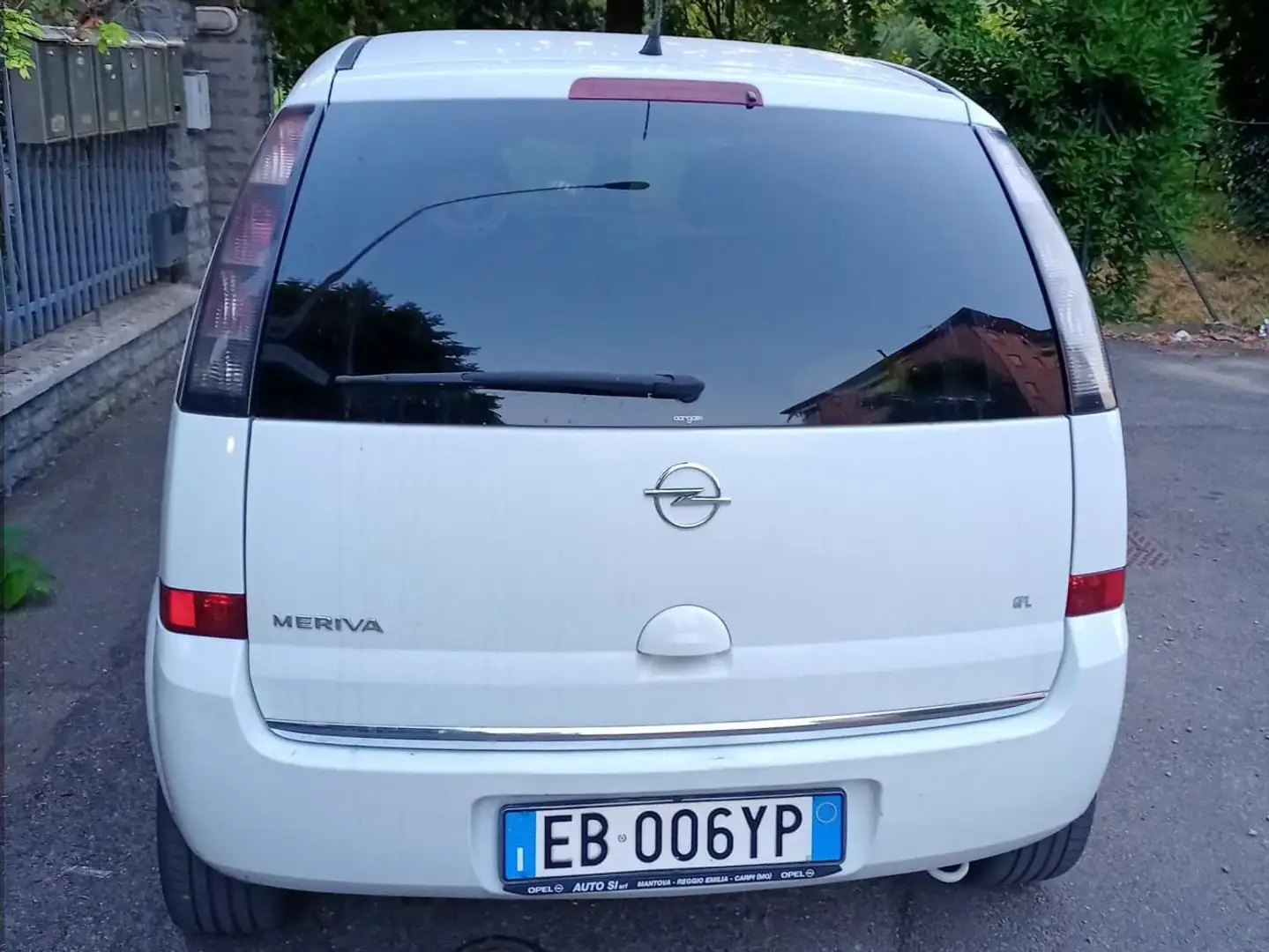 Opel Meriva Meriva I 2003 1.4 16v Club Gpl-tech Bianco - 2